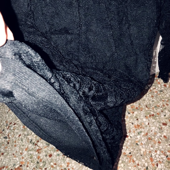 *PRICE DROP* EUC INC Black Lace Empire Top - Picture 7 of 8